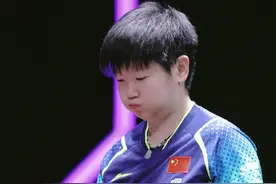 孙颖莎3-0金英娜，倒地暴冲！网友：自信的莎局，主打一个不回头图片