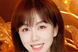 温文尔雅，端庄秀丽，气质唯美的姜妍，获得奖了，笑得更甜了图片