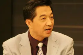 战争爆发前的几个征兆出现，美国已经有4个，张召忠预言恐要成真图片