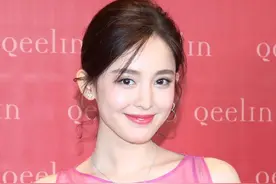 “风流玉女”古力娜扎秘史：美空出身又当又立，外纯内骚私交混乱图片