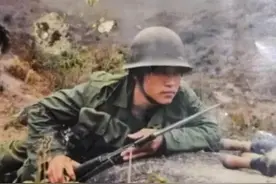 老山作战中的捣蛋兵，原本给战场处分，最后反给记了战功图片