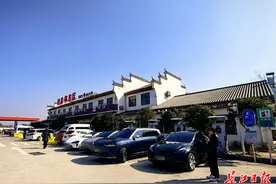 充电站比加油站还密！这个春节，新能源车远行超预期图片