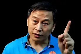 前女篮主帅李亚光：娶羽毛球国手为妻，奥运夺银后升官，65岁被抓图片