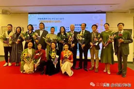 元山里子：李永亮十四行诗的人生礼赞图片
