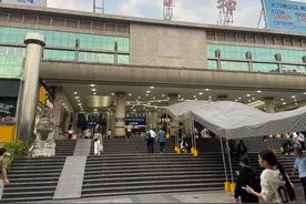 已经恢复开行南宁到湛江一对绿皮火车，南宁到博白一对绿皮火车图片