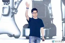 智元发布五款商用人形机器人图片
