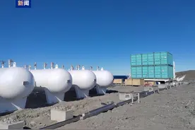 我国在南极秦岭站建设的首个规模化新能源系统正式交付使用图片