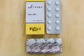 服用二甲双胍，一定要警惕4大副作用，5大注意事项，血糖更稳定！图片
