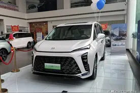 新车 | 售35.99万起，新别克GL8陆尊PHEV实车到店，竞争腾势D9 DM-i图片
