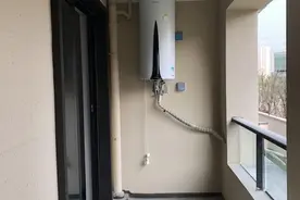 开发商自带的太阳能热水器，需要拆除还是保留呢，看完就明白了图片