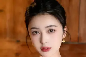 两性交往：女人叫你哥，多半是告诉你这6个意思图片