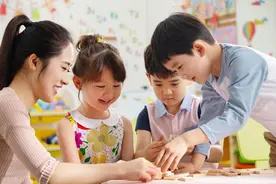 勇敢小女孩：睡前故事大王的诞生故事图片