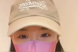 女子曝遭医生扒裤摸臀、指插私处猥亵，卫健局回应：医生已被辞退图片