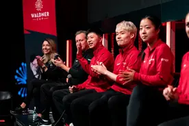 太帅了！马龙正装亮相晚宴！将与陈梦搭档混双图片