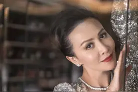 房租一年550万，一顿早餐10000元，花钱如流水的五位女星有钱任性图片