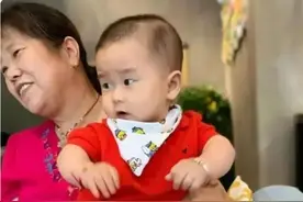 为什么姥姥成了带娃“主力军”，奶奶都“闲”着，原因无奈又现实图片