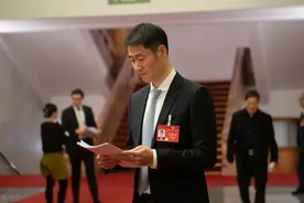 王励勤落选，刘国梁无缘！新一期乒羽中心主任揭晓，背景强大图片