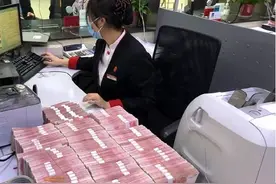 你知道吗，现在银行对你的存款情况是了如指掌图片