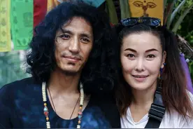 20岁西藏穷小伙，爱上大9岁深圳女强人，追求23年才结婚，为啥？图片