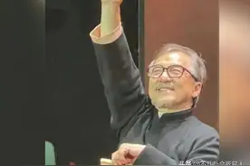 70岁成龙：身家25亿还在拍打戏，财产留给儿子，女儿一分没有图片