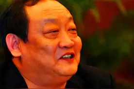 他花2亿买下一饭店，看见大堂内挂着一幅画，大喜：白捡一饭店图片
