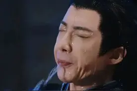 资本家的丑孩子又出来拍戏了？没有颜值和演技的资源咖，太可怕！图片