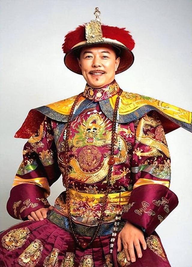 表面是老艺术家，私下好色又贪财，这4位艺人晚节不保一点不算冤