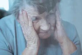 阿尔茨海默症晚期十大死亡预兆图片