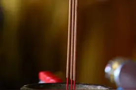 初一十五在家怎么上香图片