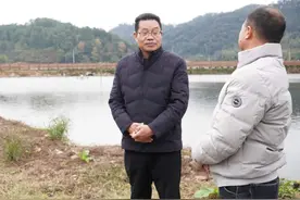 代表风采 | 黄文华：扎根基层履职责 兴村为民谋发展图片