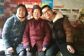 42岁母亲和“学渣”儿子打赌：你若考清华，我就当作家，约定成真图片