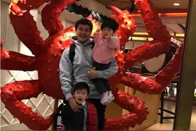 王大雷感谢球迷低谷陪伴？王大雷坎坷经历？王大雷20年赚了多少钱图片
