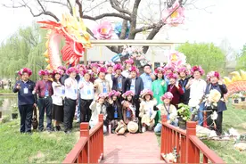 文学邂逅牡丹 共赴春天盛宴——2024“花冠鲁雅香”牡丹笔会暨知名作家走进牡丹之都主题创作活动侧记图片