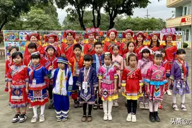 浓浓壮乡情，趣享三月三北流市民乐镇会众小学举办“庆三月三”图片