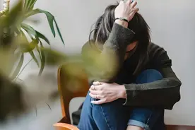 月经淋漓不尽难怀孕？中医帮你化瘀调经，补肾益精，好孕自然来图片