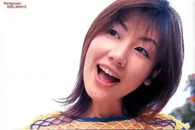 这谁顶得住!安惠美熟女写真,饱满身材和迷人眼神令人沦陷图片
