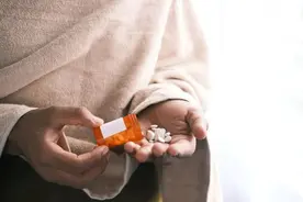 从酸奶到补剂，益生菌的贴金游戏：代工低至1毛,暴利背后乱象重重图片
