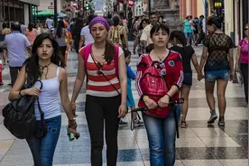 这个国家每10人中，就有1人是华人血统，当地人称中国人为老乡图片