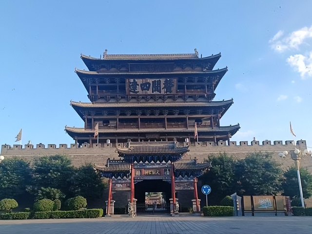 山西真正的硬核古城，国家4A级旅游景区，长城沿线最后的活态边塞