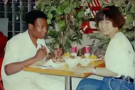清华才女王丽红，不顾父母反对远嫁非洲生五个混血娃，后来怎样了图片