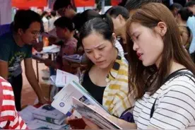 我国985大学“学费”排名，上海交大断崖式领先，北大第2复旦第5图片