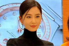 刘诗诗下车图因太美上热搜，不愧是气质女神！图片