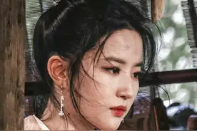 现阶段10位当红女演员扛剧能力排名：杨紫第2， 白鹿第4，热巴第8图片