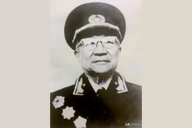 参加长征的九位海南人，一位途中牺牲，一位女战士，四位开国将军图片