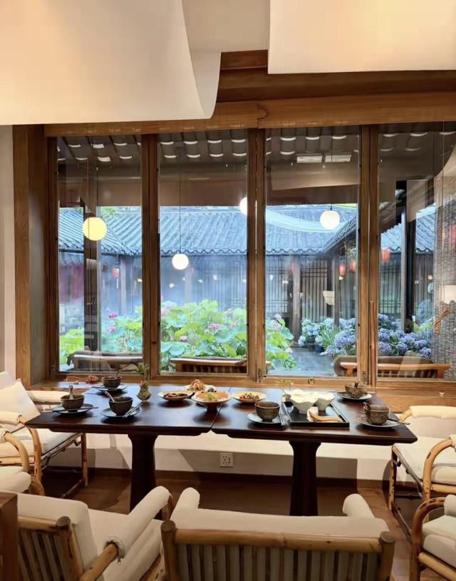 郫都蝴蝶村，近郊藏着能治愈疲惫的田园乐园