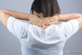 头痛、颈后僵硬？枕下肌群松解指南来了图片