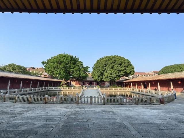 福建适合生活和居住的城市 ，既不是福州也不是厦门，而是这座城