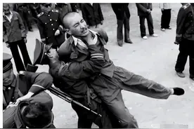 1983年东北特大杀人案，解放军出动两万人，历时七个月将凶手抓获图片