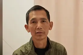 60岁大叔讨薪十年后续：大叔道出实情，邀请律师帮他打赢这场官司图片