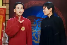 姜宝林弟子裘英俊，就高峰收徒，聊大师兄的权威性：当师父一半家图片